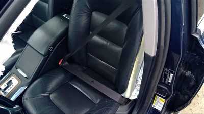2007 Volvo s80 seatbelt