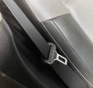 2016 toyota rav4 passenger front seat belt